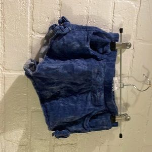 kids size 6x DKNY stretchy shorts blue